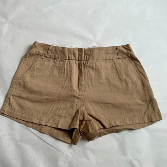Forever 21  Shorts Womens Size Medium Chino Med Rise Waist - Picture 1 of 6